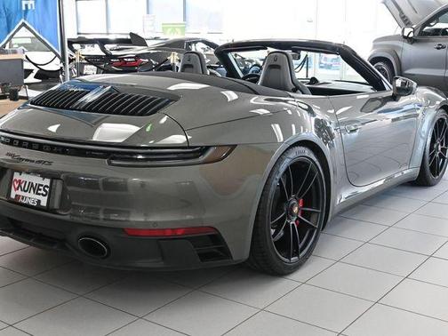 2022 Porsche 911 Carrera GTS
