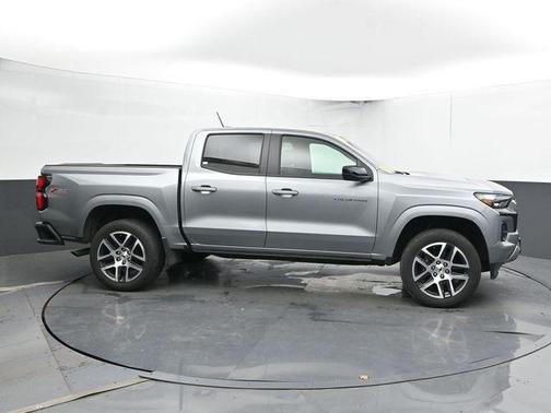 Sterling Gray Metallic 2024 Chevrolet Colorado Z71
