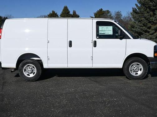 Summit White 2026 Chevrolet Express 2500 Work Van