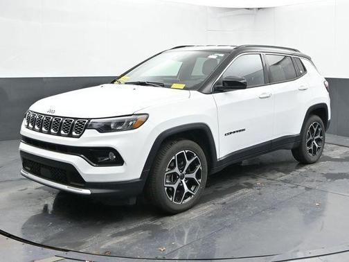 Bright White Clearcoat 2025 Jeep Compass Limited