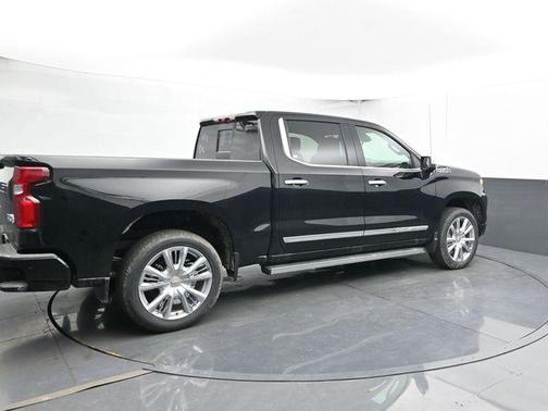 Black 2026 Chevrolet Silverado 1500 High Country