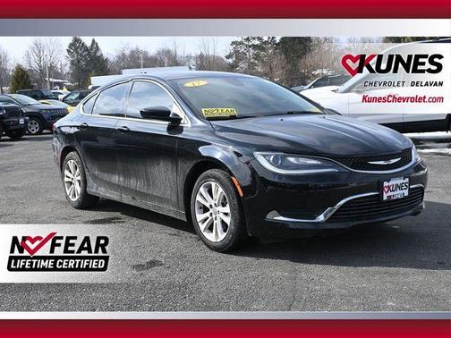 2017 Chrysler 200 Limited