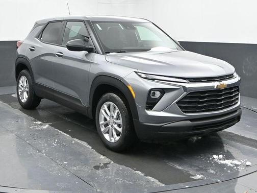Sterling Gray Metallic 2026 Chevrolet Trailblazer LS