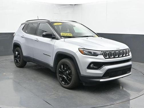 Silver Zynith 2025 Jeep Compass Limited