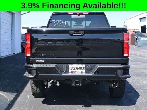 2025 Chevrolet Silverado 3500 LT