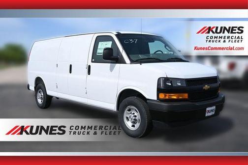 Summit White 2026 Chevrolet Express 2500 Work Van