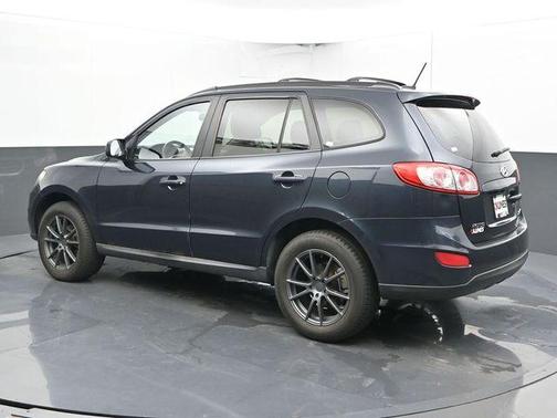 2010 Hyundai SANTA FE SE