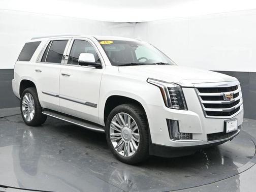 2019 Cadillac Escalade Luxury