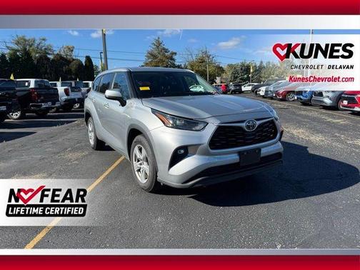 Silver 2023 Toyota Highlander L