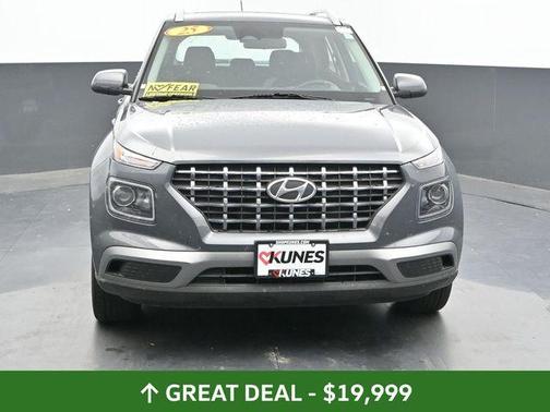 2025 Hyundai VENUE SEL