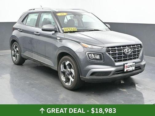 2025 Hyundai VENUE SEL