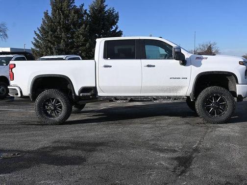 2025 Chevrolet Silverado 2500 LT