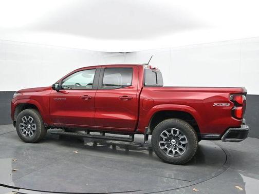 Radiant Red 2026 Chevrolet Colorado Z71