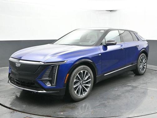 2025 Cadillac LYRIQ Sport