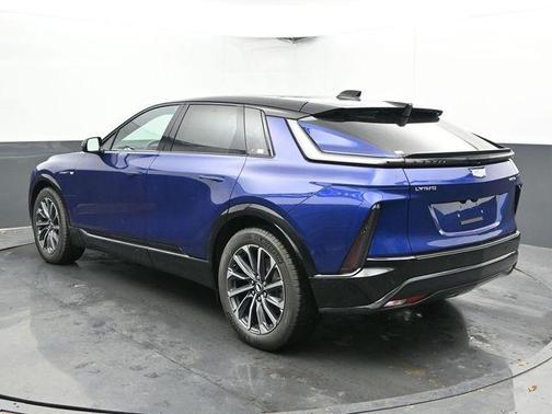 2025 Cadillac LYRIQ Sport