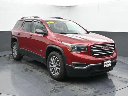 Red Quartz Tintcoat 2019 GMC Acadia SLE-2
