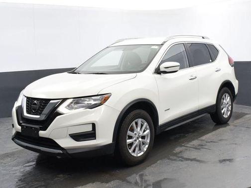 Photo 5 of 31 of 2018 Nissan Rogue Hybrid SV
