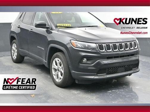 Diamond Black 2025 Jeep Compass Latitude