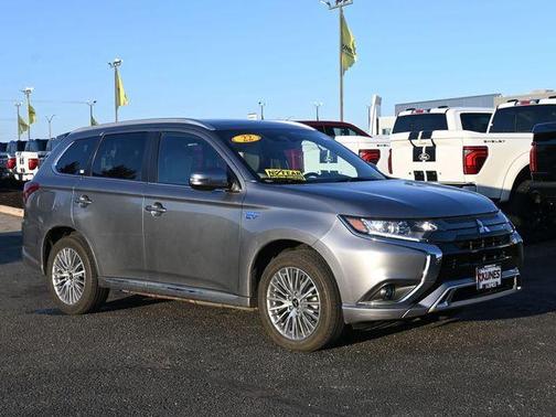 2022 Mitsubishi Outlander PHEV 