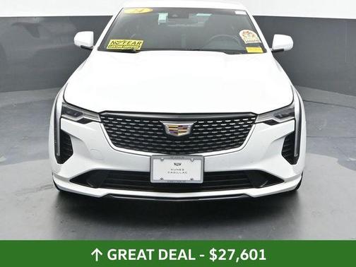 2024 Cadillac CT4 Luxury