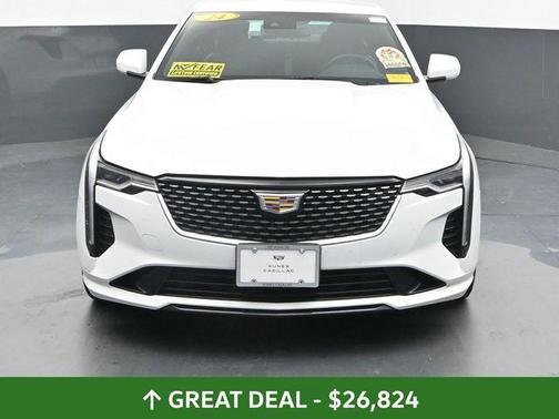 2024 Cadillac CT4 Luxury