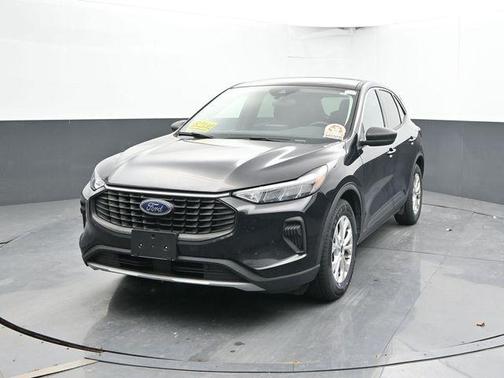 Black Metallic 2024 Ford Escape Active