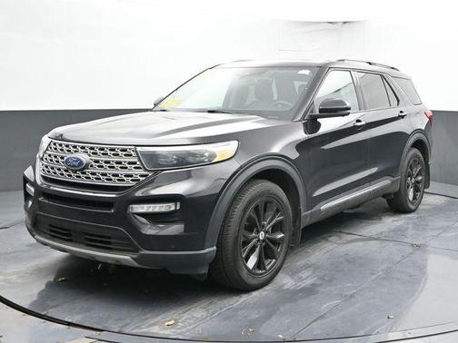 Black 2022 Ford Explorer Limited