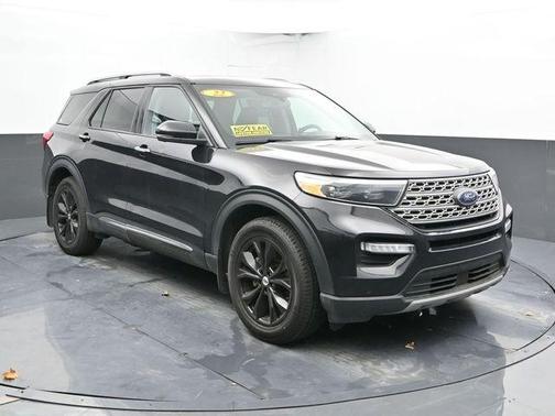 Black 2022 Ford Explorer Limited