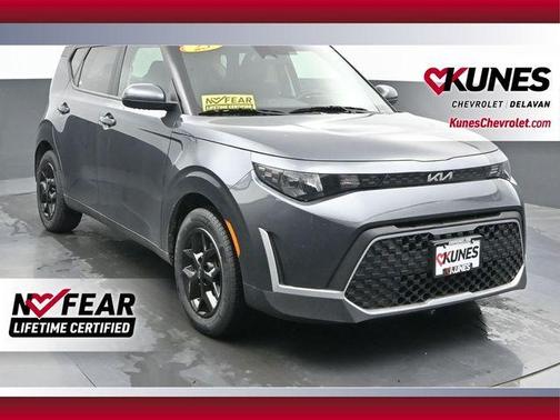 Gray 2025 Kia Soul LX