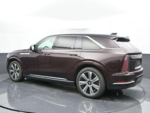 2025 Cadillac Escalade IQ Luxury 2