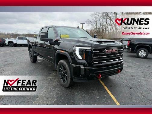 Onyx Black 2024 GMC Sierra 2500 AT4