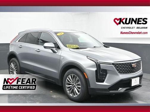2024 Cadillac XT4 Premium Luxury