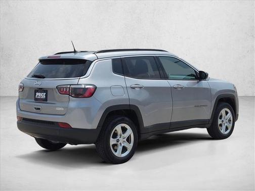 Baltic Gray Metallic Clearcoat 2024 Jeep Compass Latitude