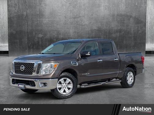2017 Nissan Titan SV