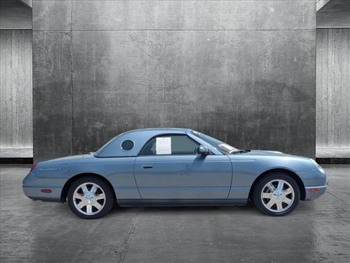 2005 Ford Thunderbird Deluxe