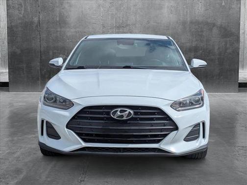 2019 Hyundai Veloster 2
