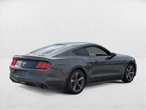 2016 Ford Mustang V6