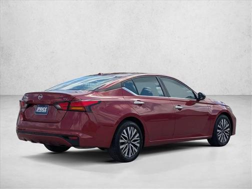 Scarlet Ember 2024 Nissan Altima 2.5 SV