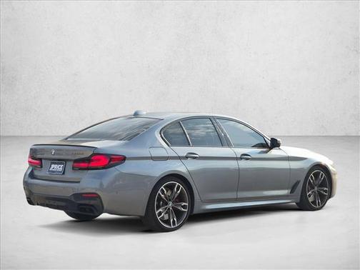 Skyscraper Gray Metallic 2023 BMW M550 i Xdrive