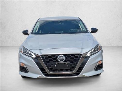 2021 Nissan Altima SR FWD