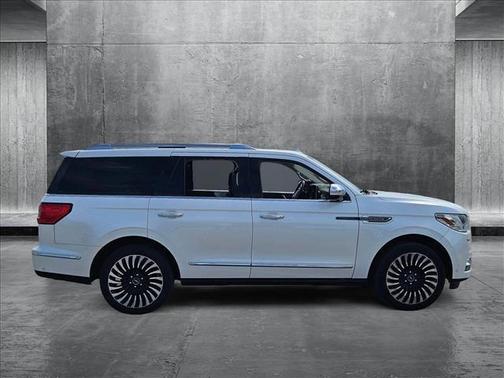 2019 Lincoln Navigator Black Label
