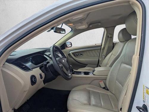 2018 Ford Taurus SEL