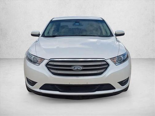 2018 Ford Taurus SEL
