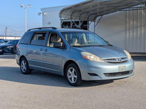 2007 Toyota Sienna LE