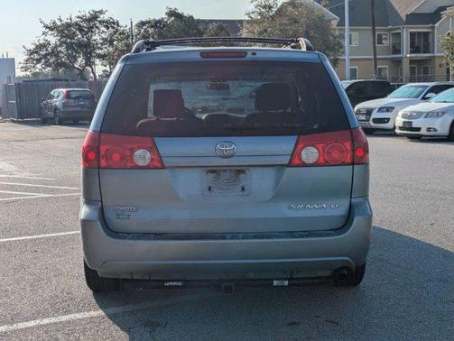2007 Toyota Sienna LE