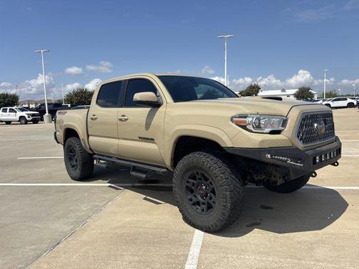 2019 Toyota Tacoma TRD Sport