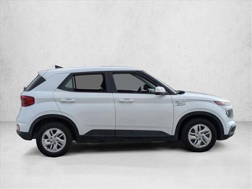 2021 Hyundai VENUE SE
