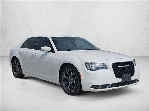 2018 Chrysler 300 S