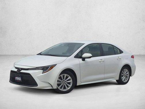 Classic Silver Metallic 2023 Toyota Corolla LE