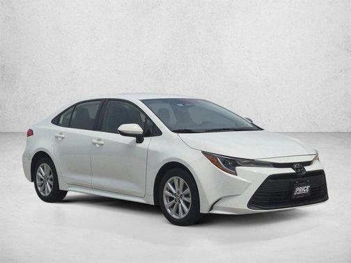 Classic Silver Metallic 2023 Toyota Corolla LE